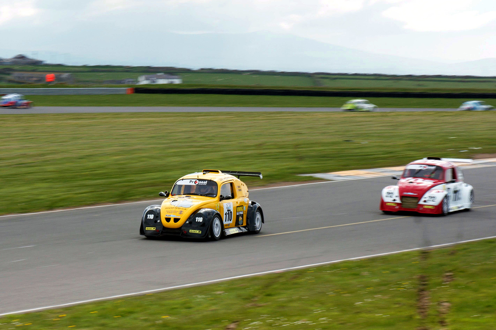 Car issues cost Team Viking in the Welsh eight-hour race